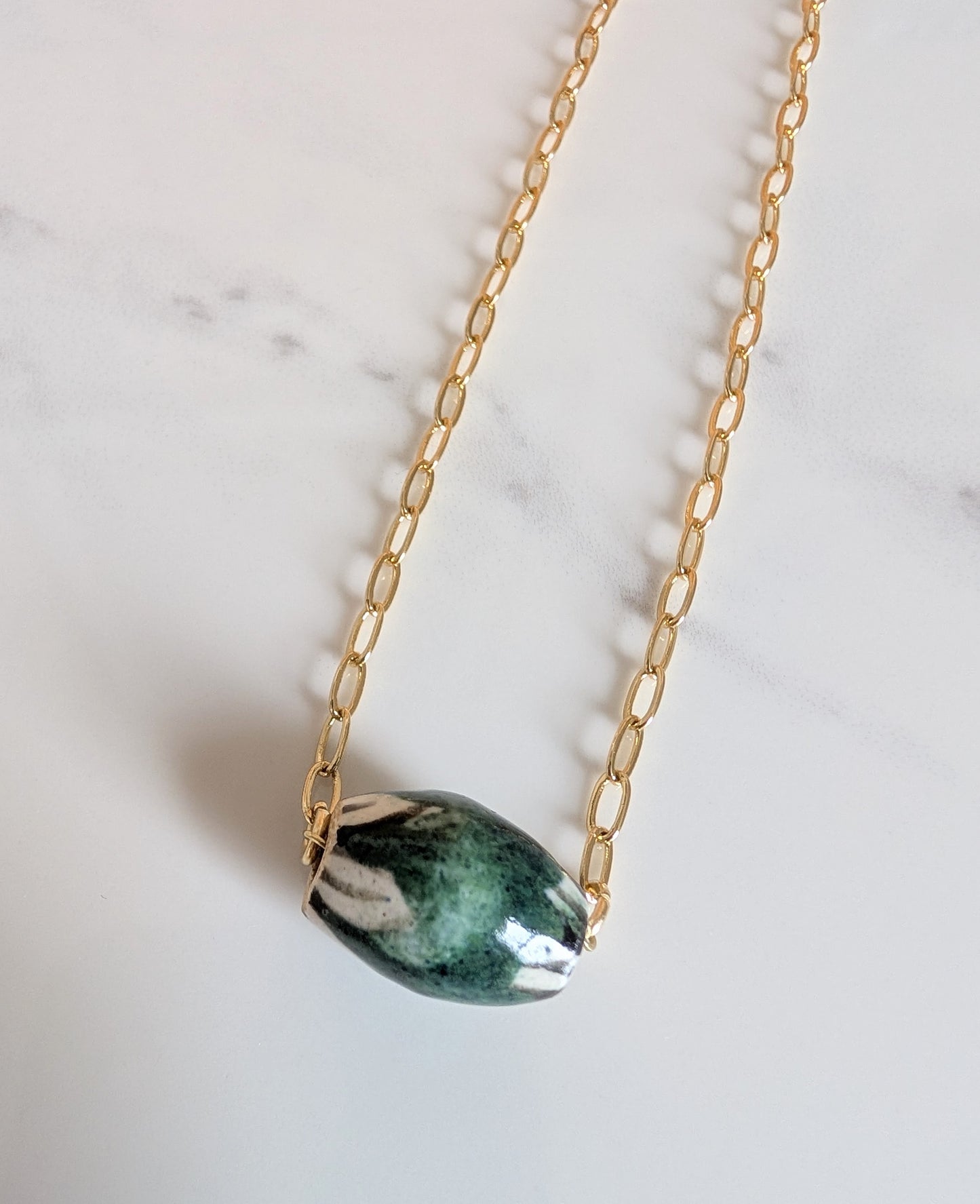 Elegant Green Ceramic Bead Necklace