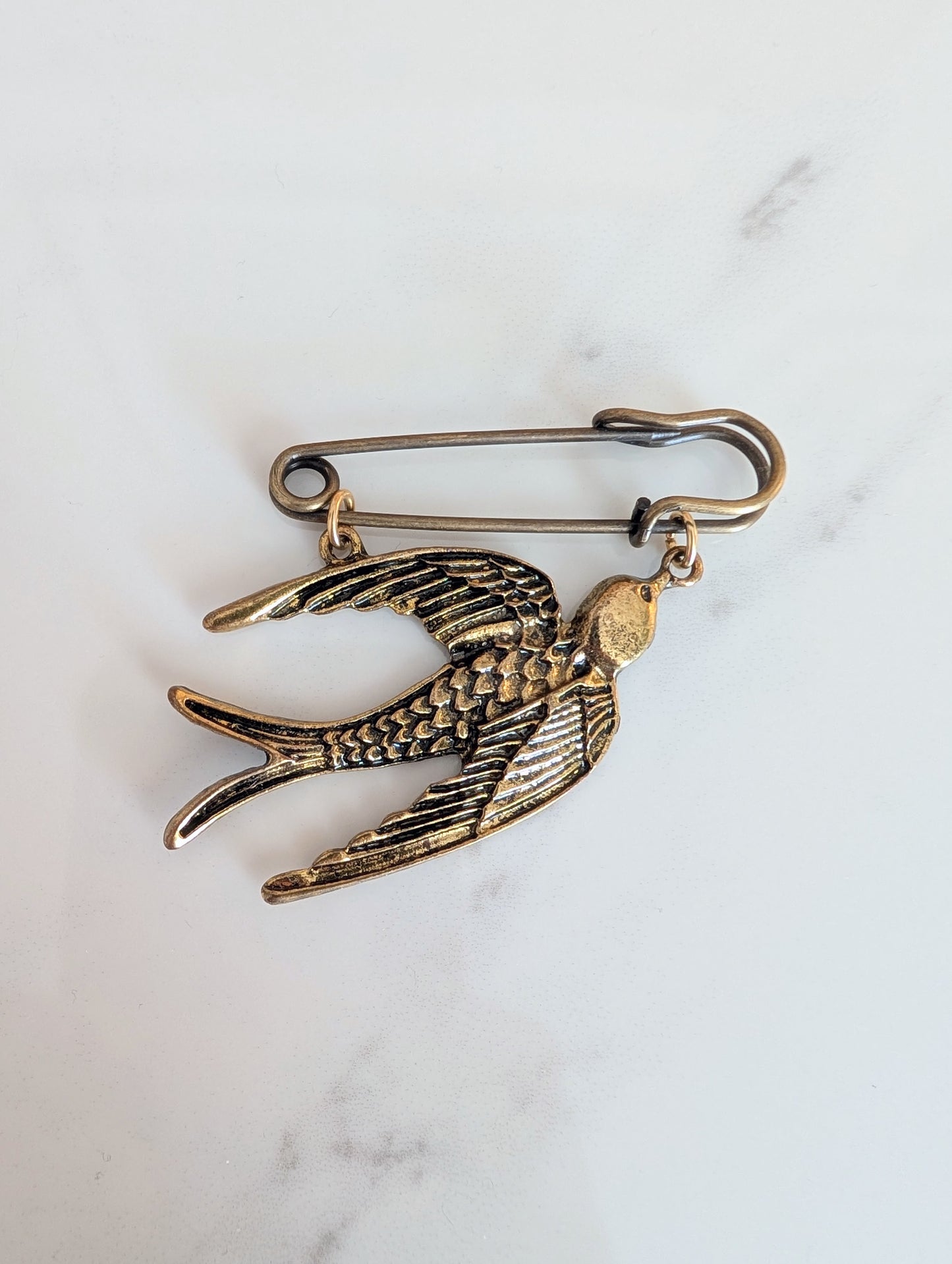 Swift Pin Brooch