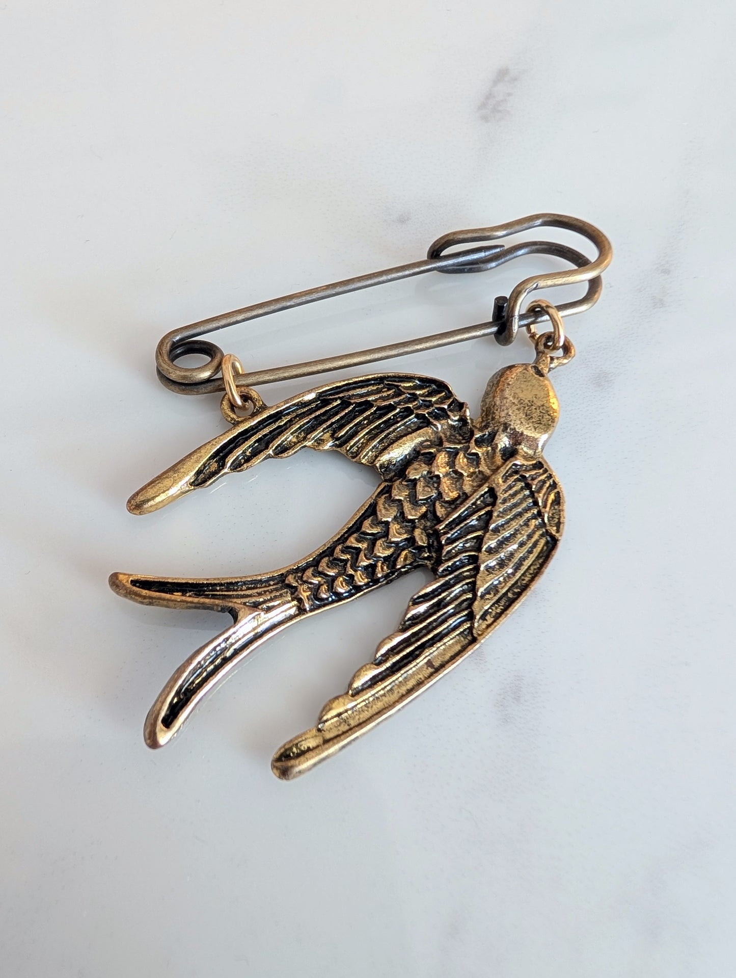 Swift Pin Brooch