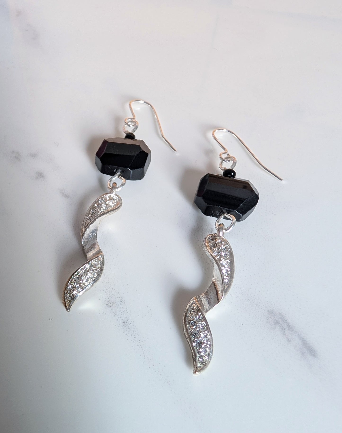 Elegant Vintage Glass Twist Charm Earrings