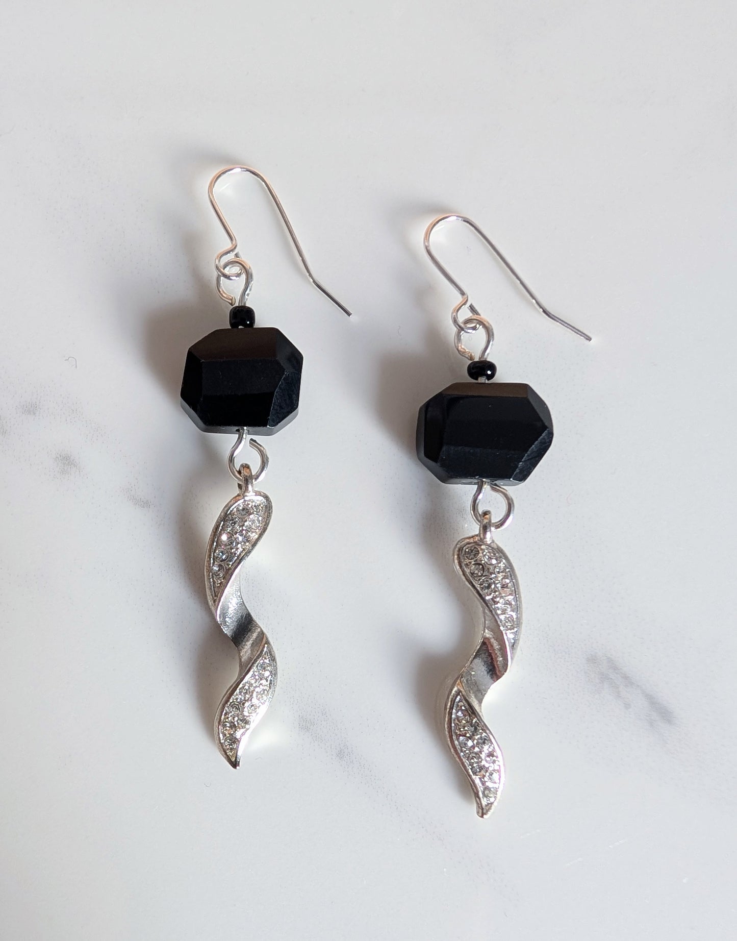 Elegant Vintage Glass Twist Charm Earrings